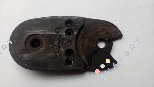 445MU100100 (4,221 m) 