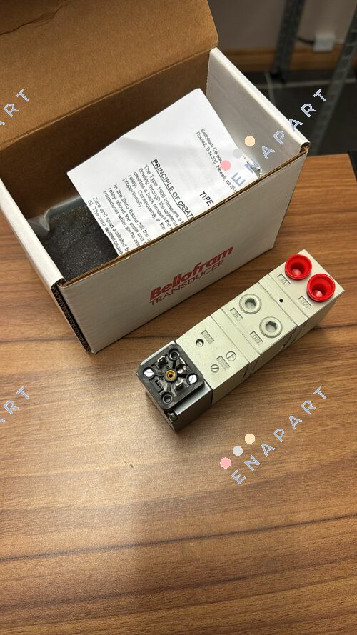 966-756-200-6 Connettori