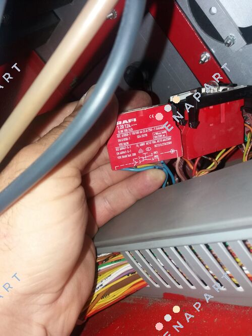 5.00.100.143/0000 Elemento di commutazione 1 NC / 1, AG versione